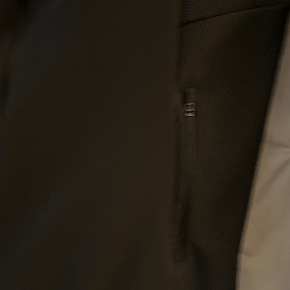 Lightweight Champion Zip-Up Work-out Jacket - Picture 4 of 13